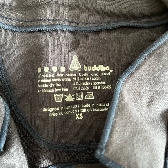 Neon Buddha button sweater - Picture 3 of 3